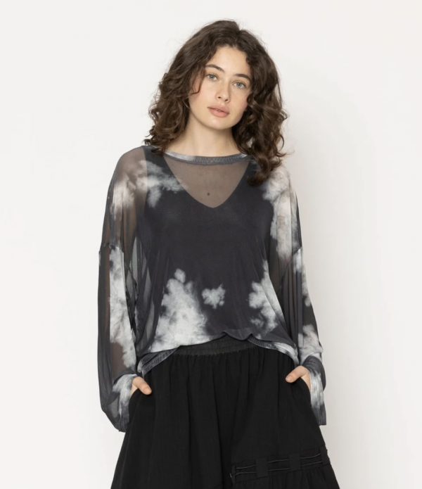 Wilson Top Sky print