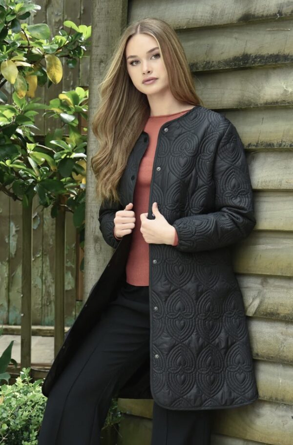 Love It Or Quilt It Jacket - Black