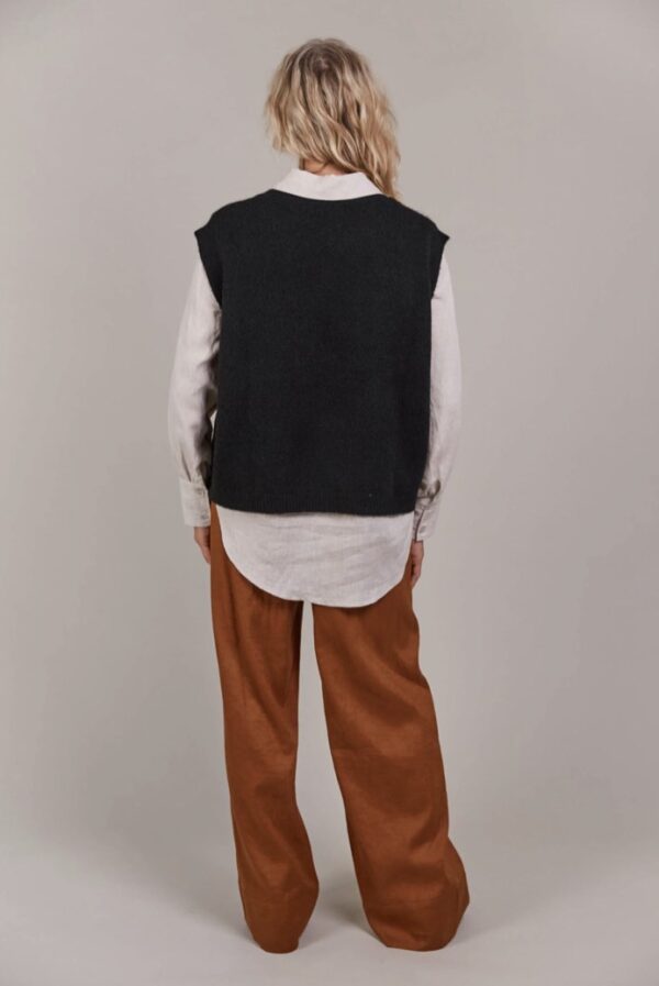 Folie Vest Black - Image 6