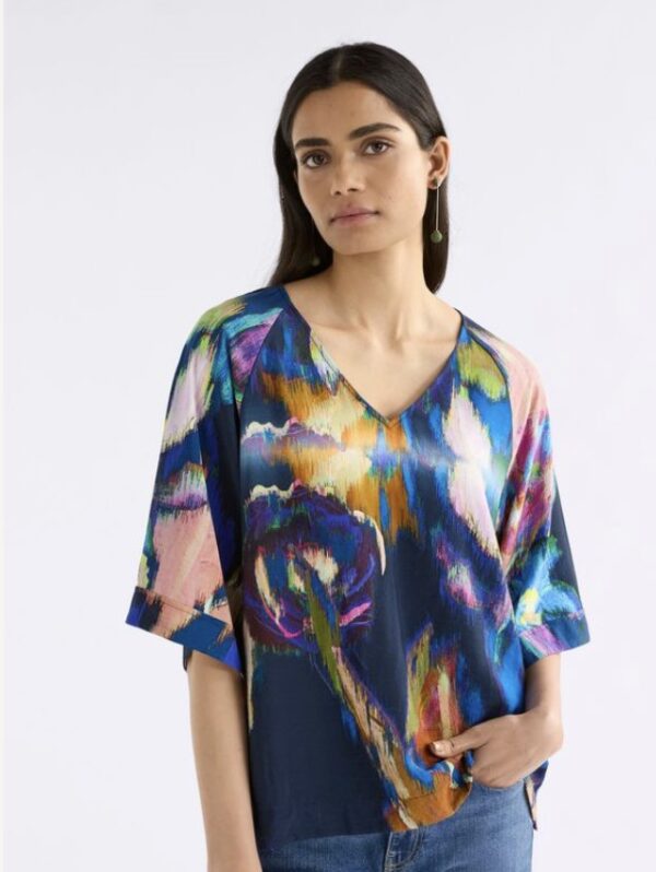 Moda V Top Vaara Print