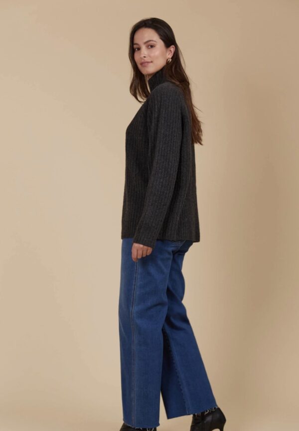 Miru Jumper Ash - Image 3