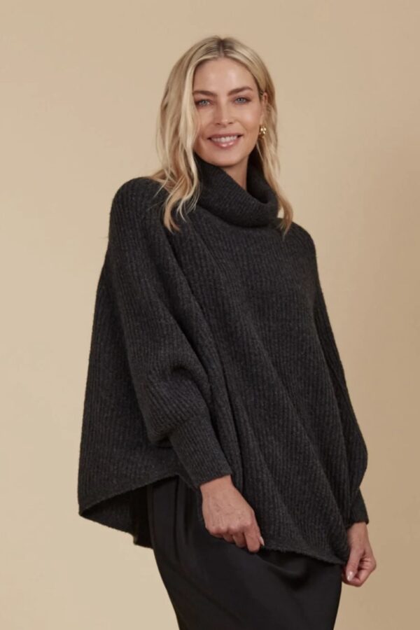 Miru Poncho Ash