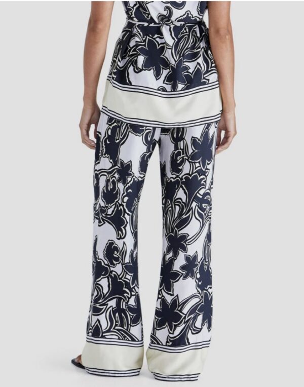 Esme Pant Floral Black - Image 3