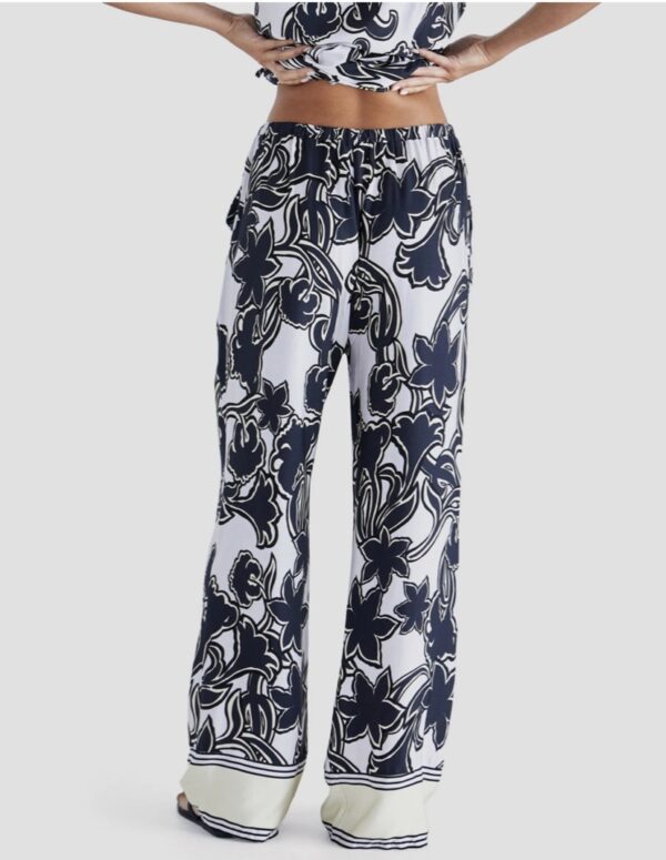 Esme Pant Floral Black - Image 4