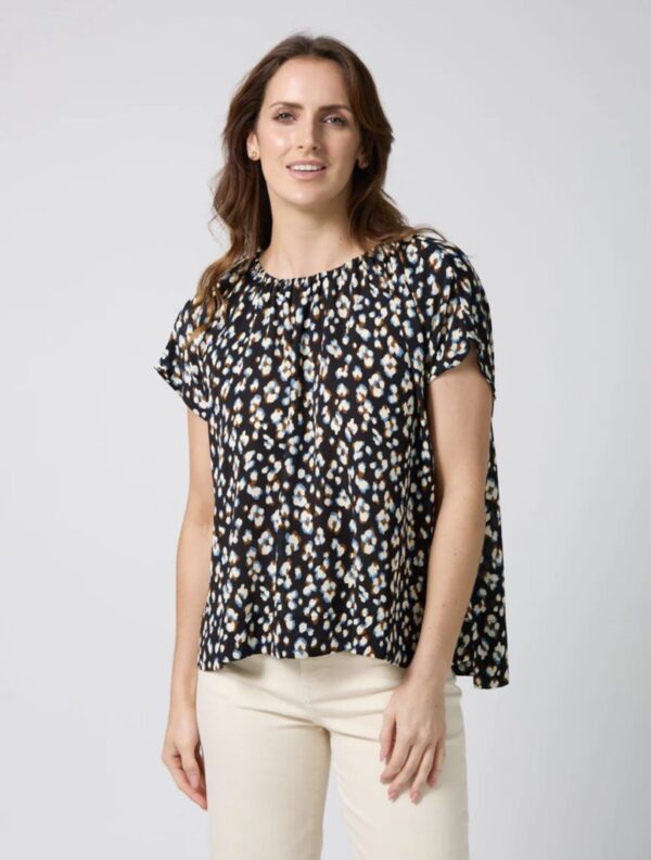Clio Blouse Navy leopard
