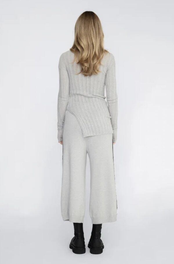 Rounded Veneer Tunic Pumice - Image 5