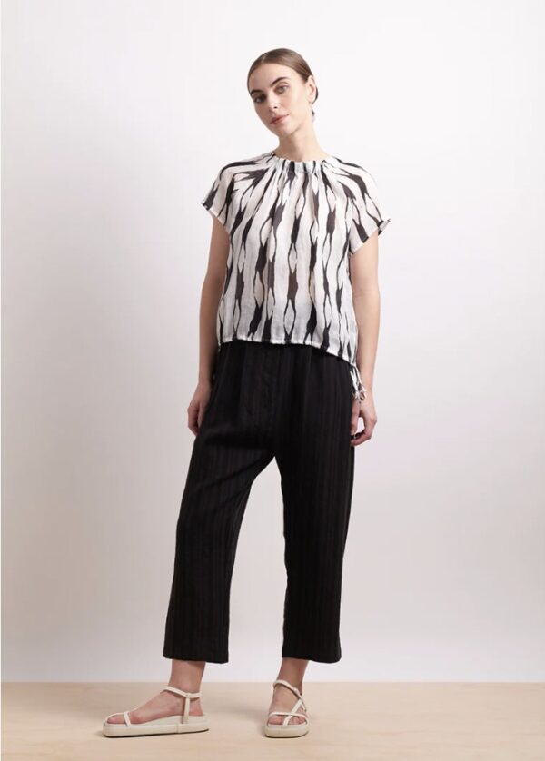 Soft Focus Top-Liquorice