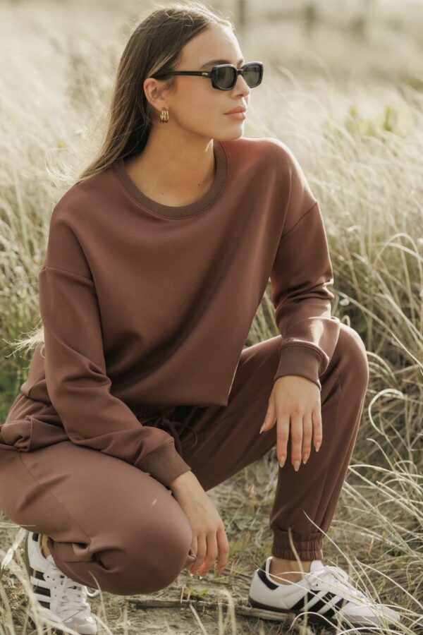 Dakota Crew-Hot Chocolate