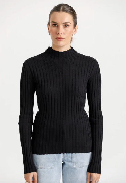 Turtle Neck-Black
