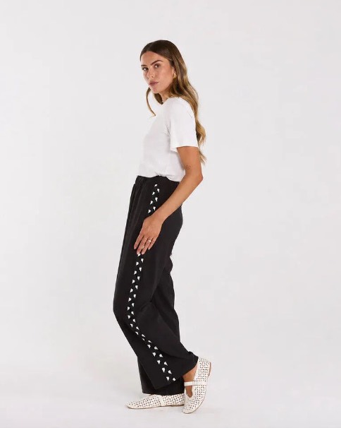 Nina Pant-Black